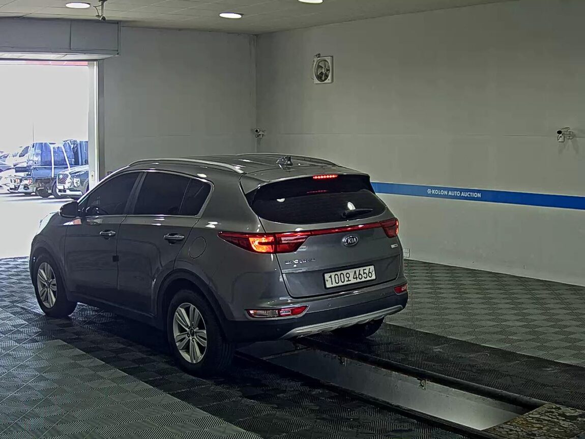 KIA NEW SPORTAGE R2.0 2WD PRESTIGE 2018 - zdjęcie 6