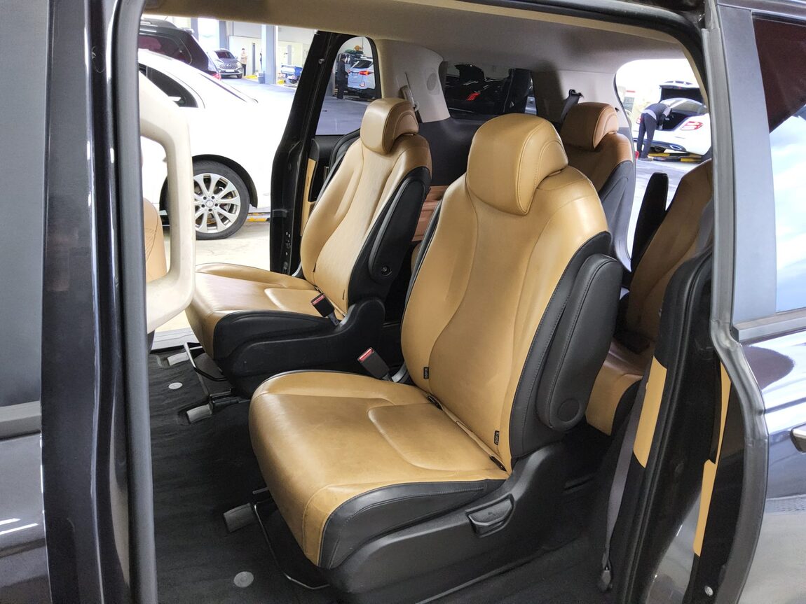 KIA NEW CARNIVAL (KA4) 9-SEATER DIESEL PRESTIGE 2023 - zdjęcie 12