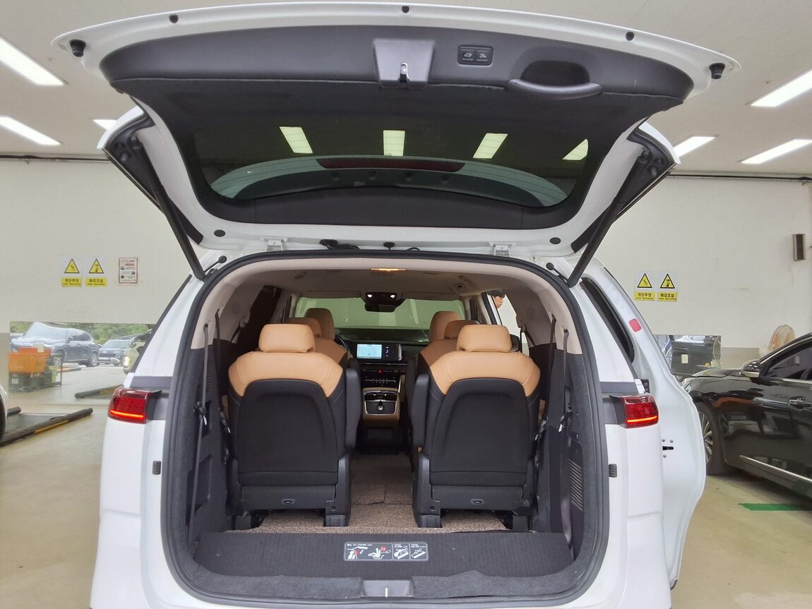 KIA NEW CARNIVAL (KA4) 9-SEATER DIESEL NOBLESSE 2022 - zdjęcie 15