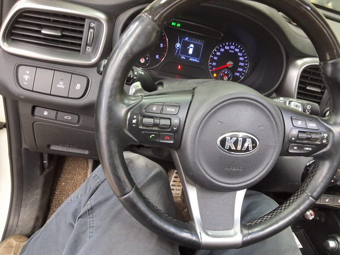 KIA ALL NEW SORENTO R2.0 2WD NOBLESSE SPECIAL 2017 - zdjęcie 23