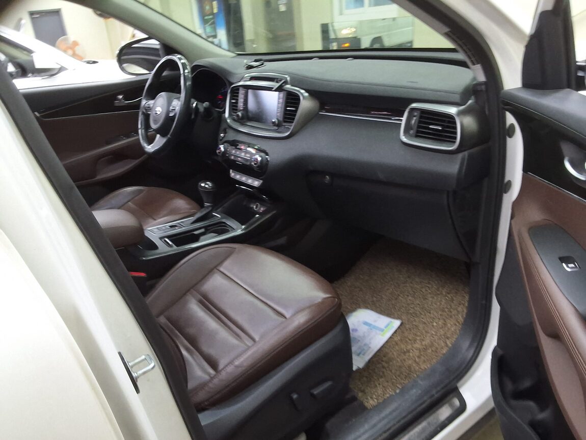 KIA ALL NEW SORENTO R2.0 2WD NOBLESSE SPECIAL 2017 - zdjęcie 15