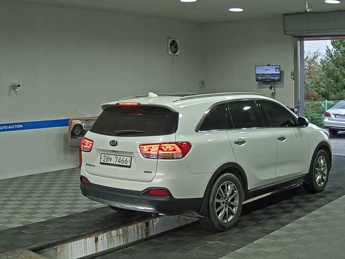 KIA ALL NEW SORENTO R2.0 2WD NOBLESSE SPECIAL 2017 - zdjęcie 5