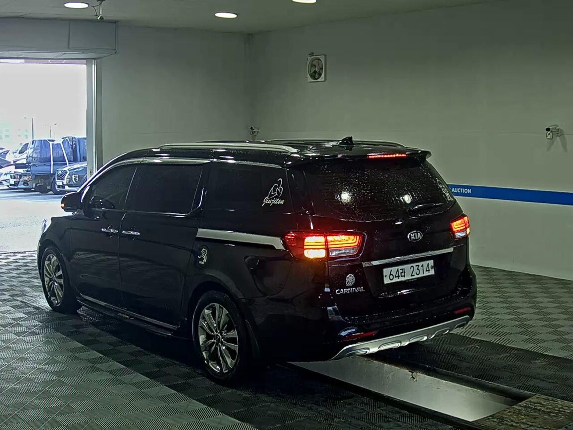 KIA ALL NEW CARNIVAL 9-SEATER DIESEL PRESTIGE 2017 - zdjęcie 6
