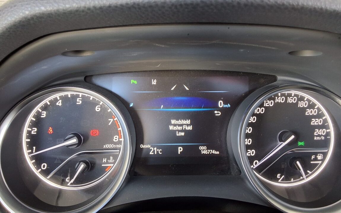 TOYOTA CAMRY (10TH GEN) 2.5 2018 - zdjęcie 9