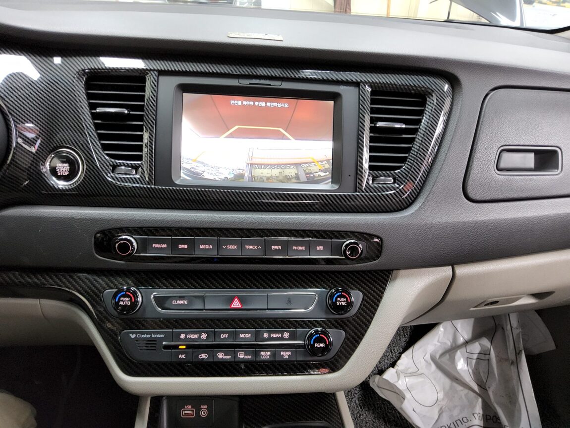 KIA ALL NEW CARNIVAL 9-SEATER DIESEL LUXURY 2017 - zdjęcie 18