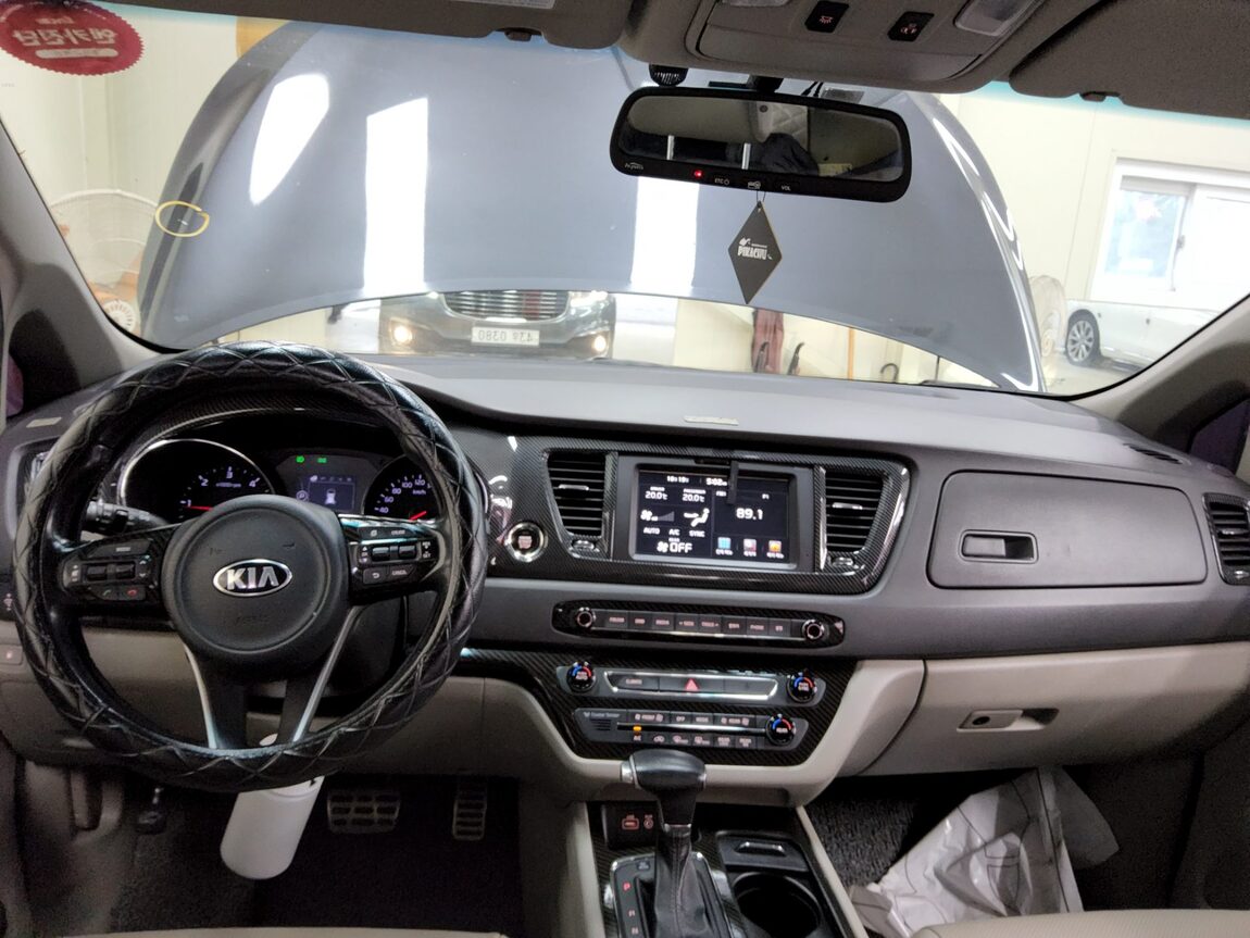 KIA ALL NEW CARNIVAL 9-SEATER DIESEL LUXURY 2017 - zdjęcie 11
