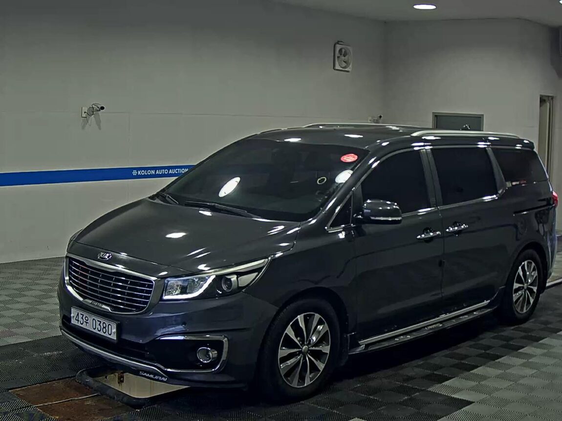 KIA ALL NEW CARNIVAL 9-SEATER DIESEL LUXURY 2017 - zdjęcie 2