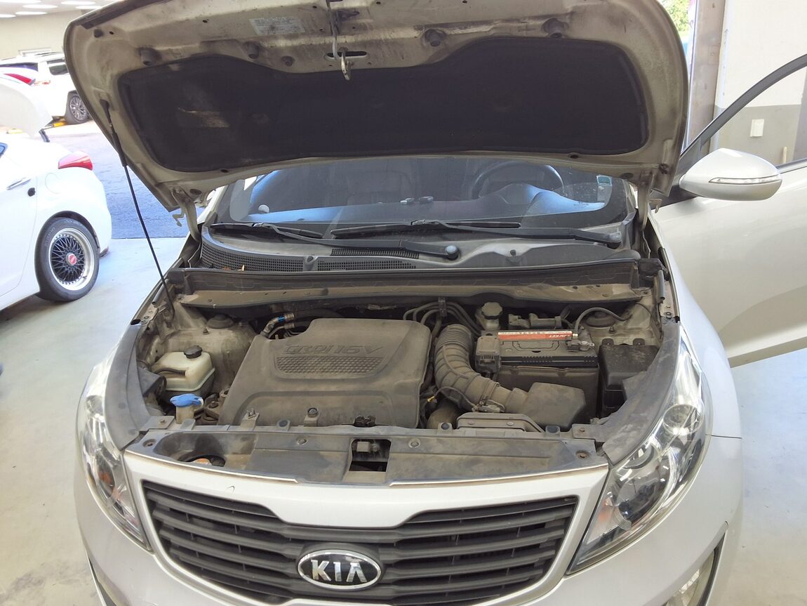 KIA SPORTAGE R DIESEL R2.0 2WD TLX PREMIUM 2011 - zdjęcie 19