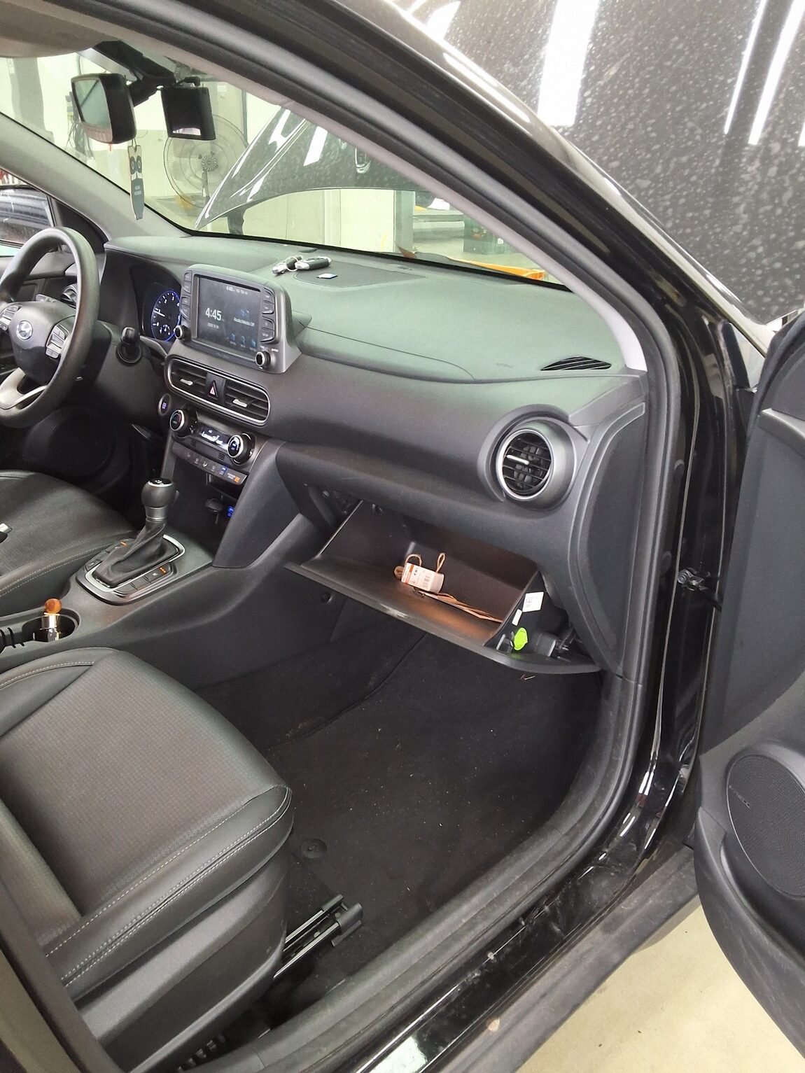HYUNDAI KONA 1.6 DIESEL 2WD MODERN 2019 - zdjęcie 14