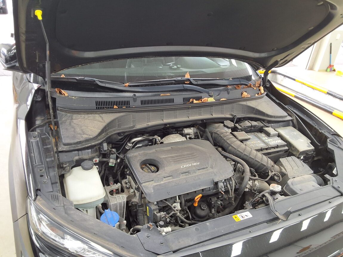 HYUNDAI KONA 1.6 DIESEL 2WD MODERN 2019 - zdjęcie 19