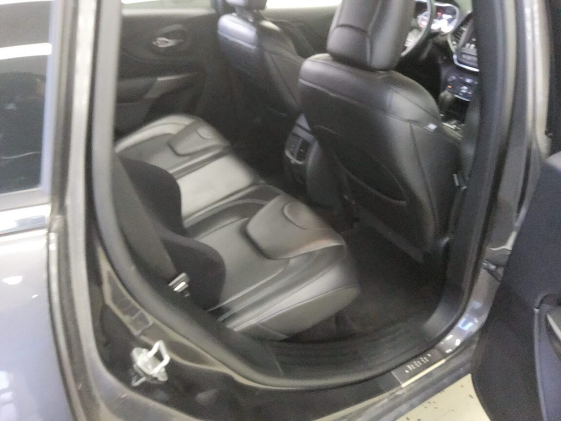 JEEP CHEROKEE (KL) 2.4 AWD LONGITUDE HIGH 2019 - zdjęcie 13