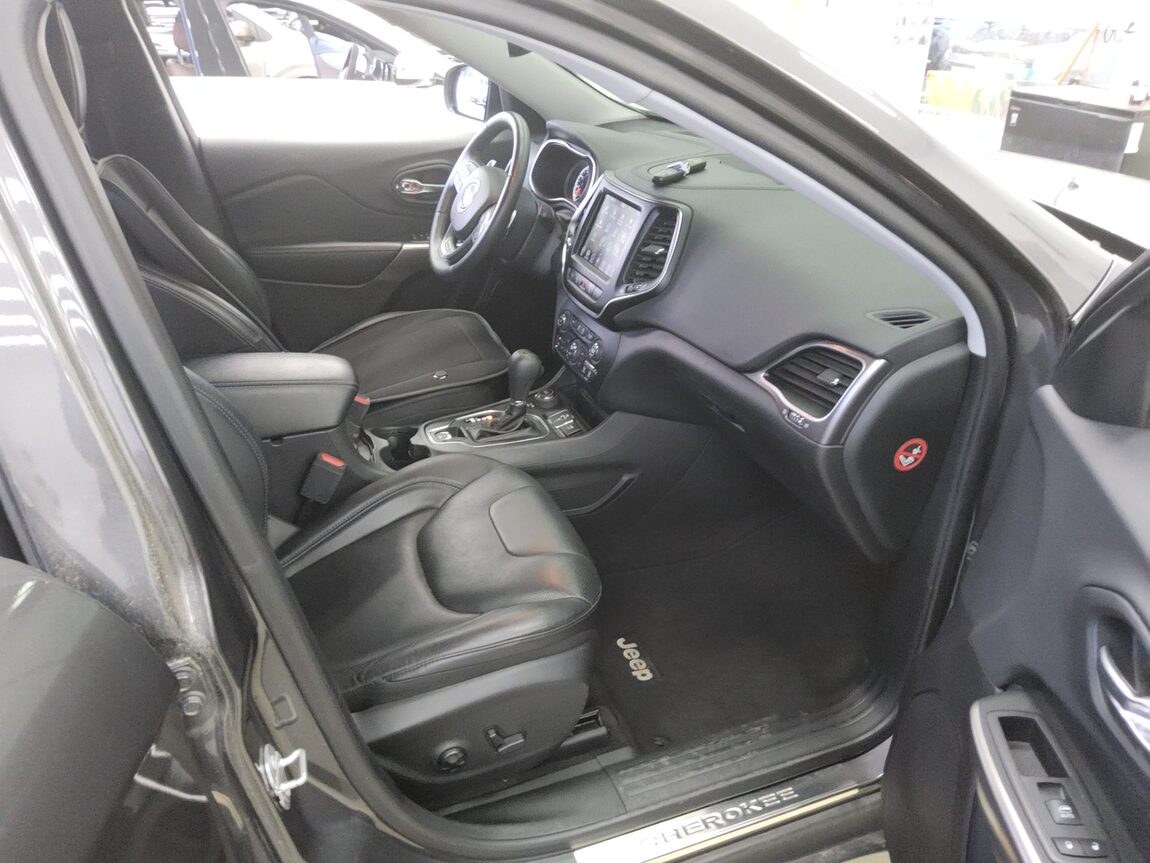 JEEP CHEROKEE (KL) 2.4 AWD LONGITUDE HIGH 2019 - zdjęcie 14