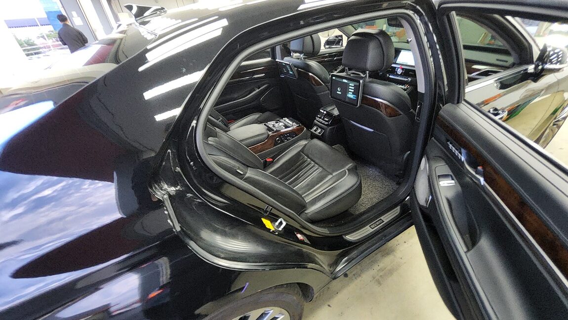 GENESIS EQ900 5.0 GDi AWD PRESTIGE 2016 - zdjęcie 13