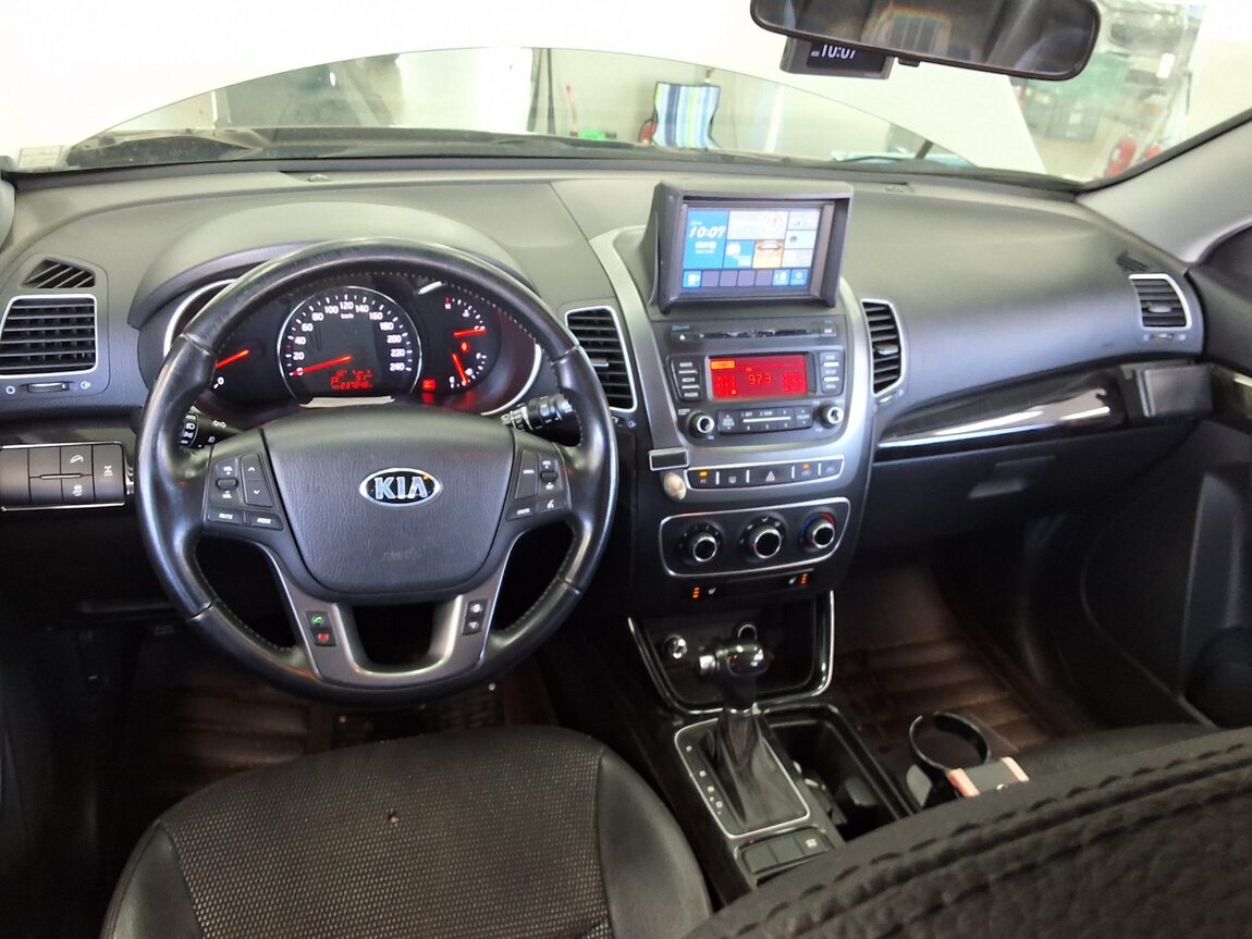 KIA NEW SORENTO R R2.0 4WD LX 2013 - zdjęcie 11
