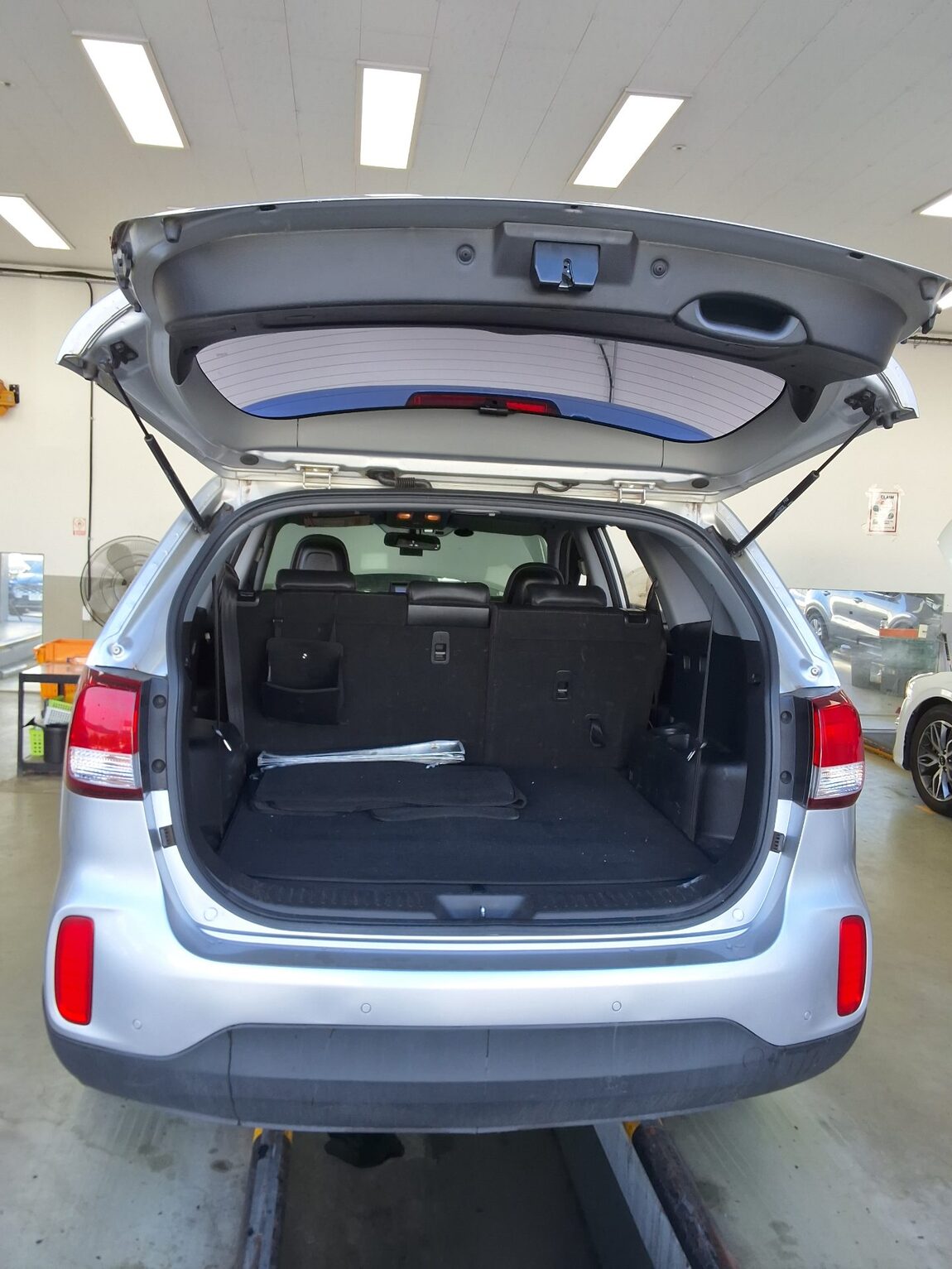 KIA NEW SORENTO R R2.0 4WD LX 2013 - zdjęcie 15