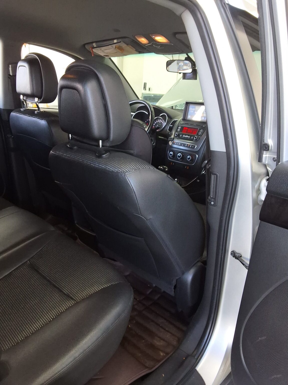KIA NEW SORENTO R R2.0 4WD LX 2013 - zdjęcie 13