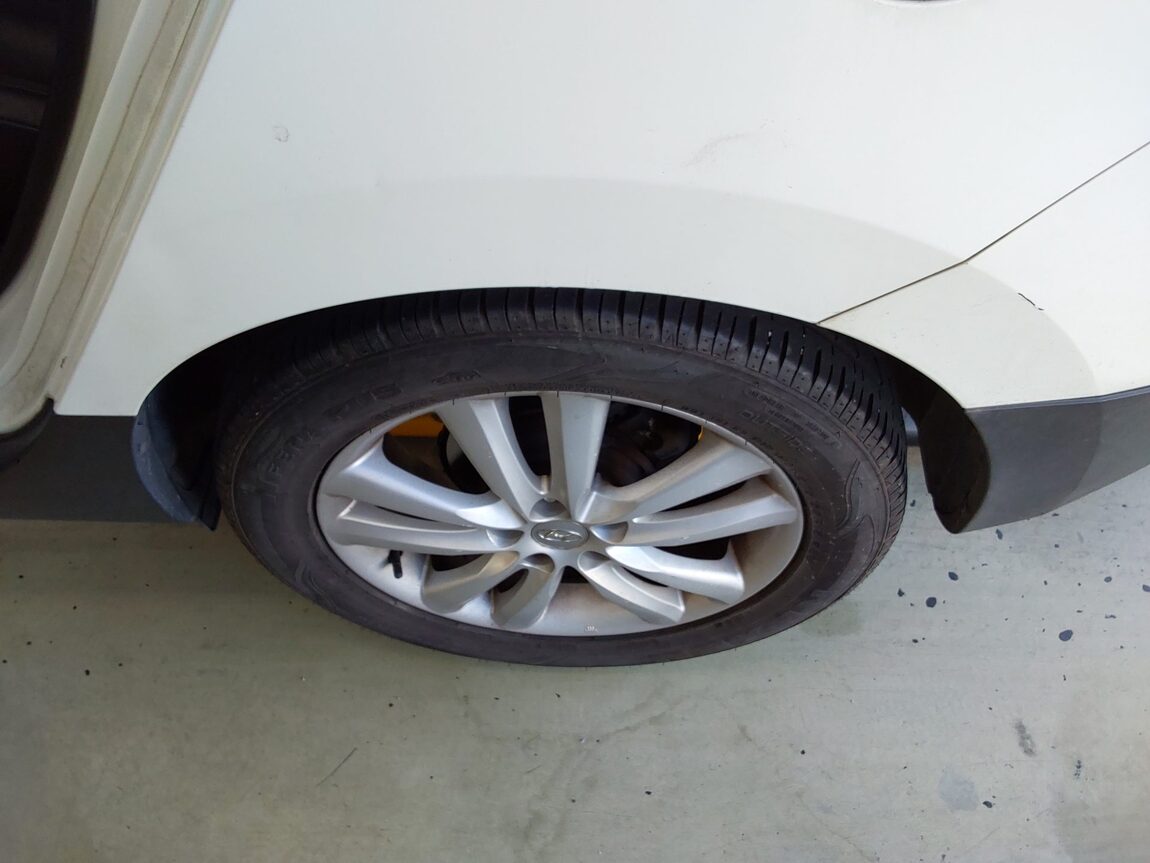 HYUNDAI TUCSON ix DIESEL R20 2WD LX20 LUXURY 2011 - zdjęcie 22