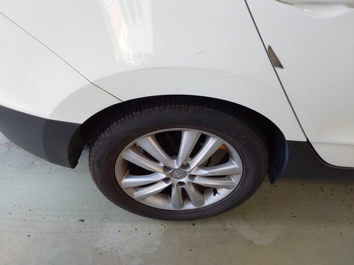 HYUNDAI TUCSON ix DIESEL R20 2WD LX20 LUXURY 2011 - zdjęcie 24