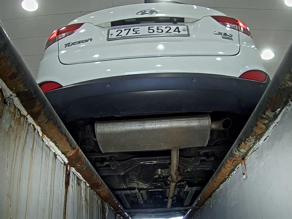 HYUNDAI TUCSON ix DIESEL R20 2WD LX20 LUXURY 2011 - zdjęcie 8