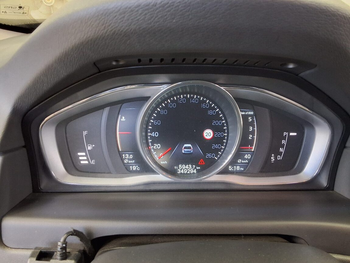 VOLVO XC70 D4 2015 - zdjęcie 9