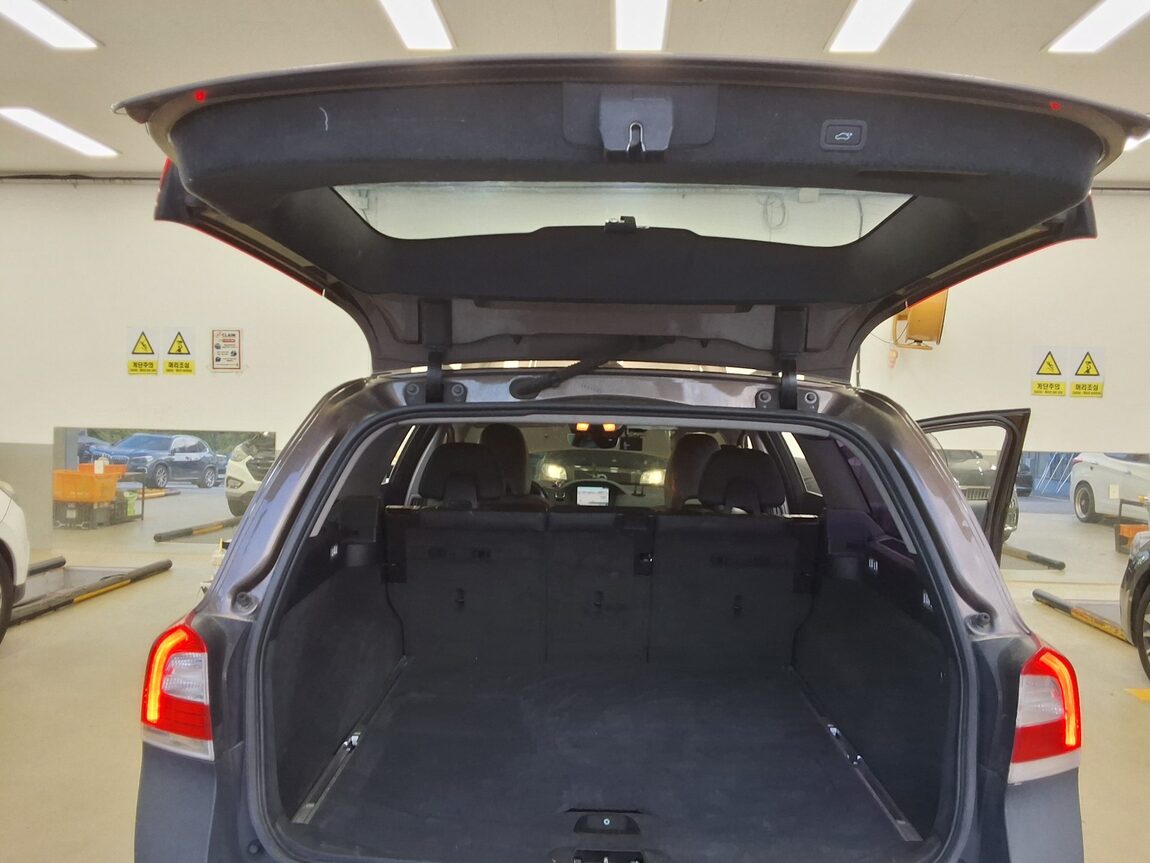 VOLVO XC70 D4 2015 - zdjęcie 15