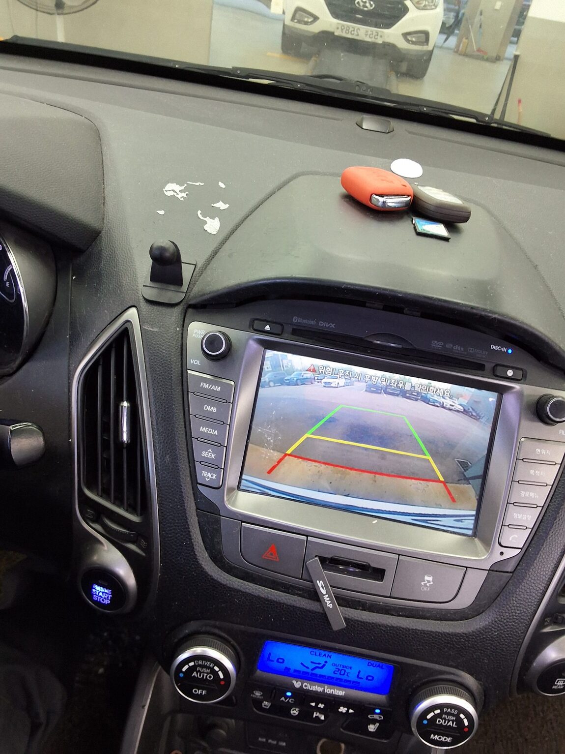 HYUNDAI NEW TUCSON ix DIESEL R2.0 2WD PREMIUM 2014 - zdjęcie 17