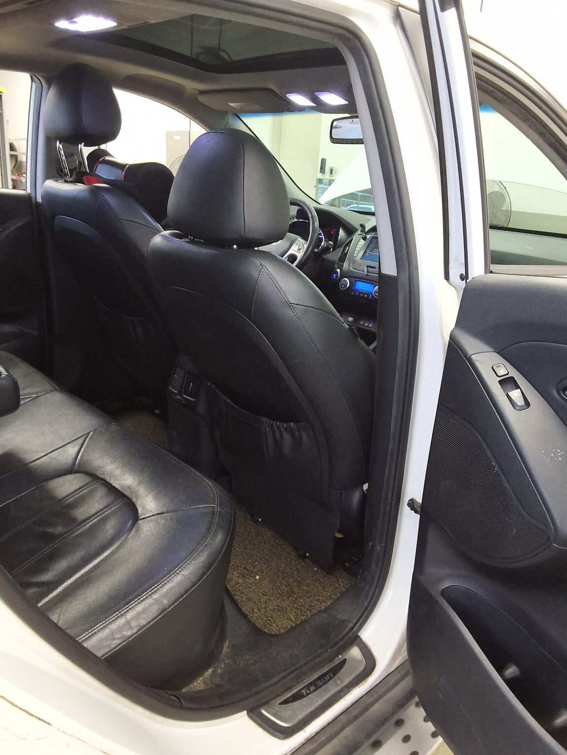 HYUNDAI NEW TUCSON ix DIESEL R2.0 2WD PREMIUM 2014 - zdjęcie 13