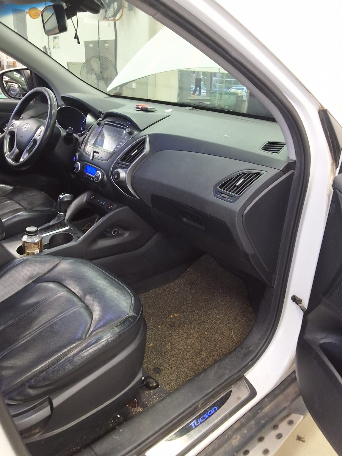 HYUNDAI NEW TUCSON ix DIESEL R2.0 2WD PREMIUM 2014 - zdjęcie 14