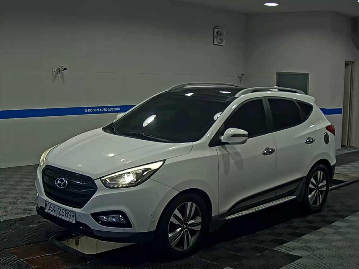 HYUNDAI NEW TUCSON ix DIESEL R2.0 2WD PREMIUM 2014 - zdjęcie 2