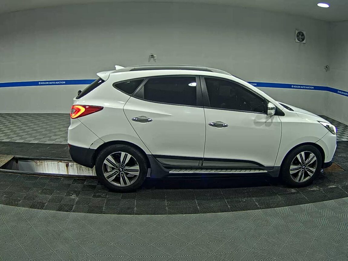 HYUNDAI NEW TUCSON ix DIESEL R2.0 2WD PREMIUM 2014 - zdjęcie 4