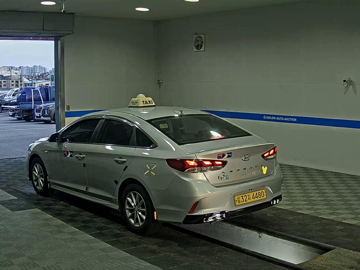HYUNDAI LF SONATA NEW RISE LPi TAXI STYLE 2020 - zdjęcie 6