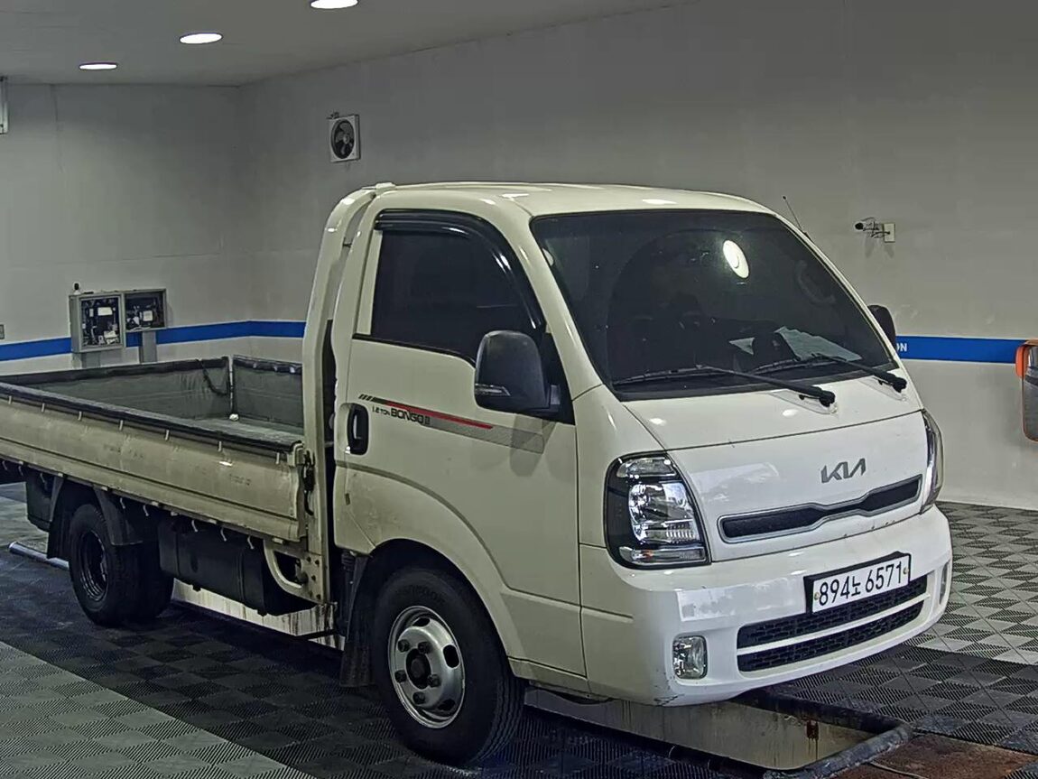 KIA THE NEW BONGO III CARGO 1.2 TON STANDARD CAB EXTRA LONG WHEELBASE GL 2022 - zdjęcie 3