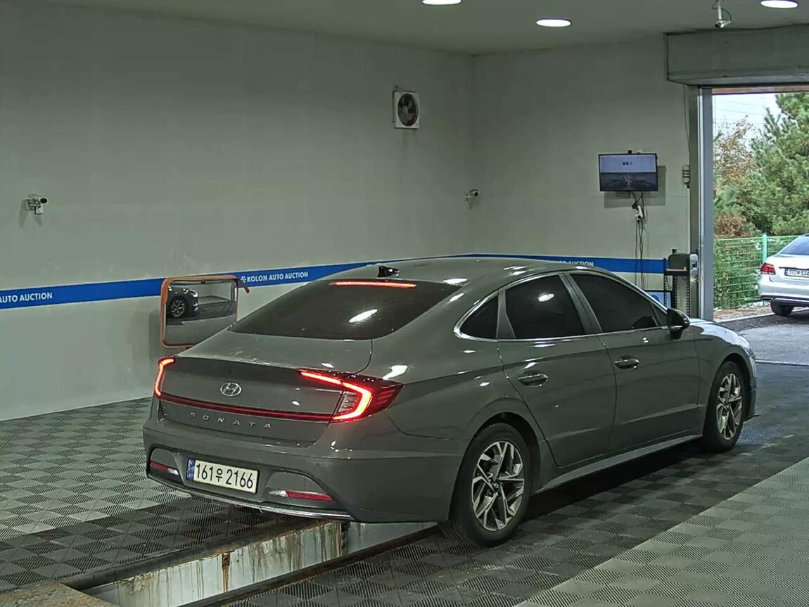 HYUNDAI SONATA (DN8) G2.0 PREMIUM FAMILY 2021 - zdjęcie 5