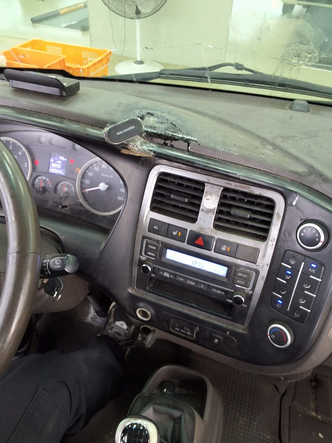HYUNDAI PORTER II CRDi SUPER CAB EXTRA LONG WHEELBASE SMART 2017 - zdjęcie 15