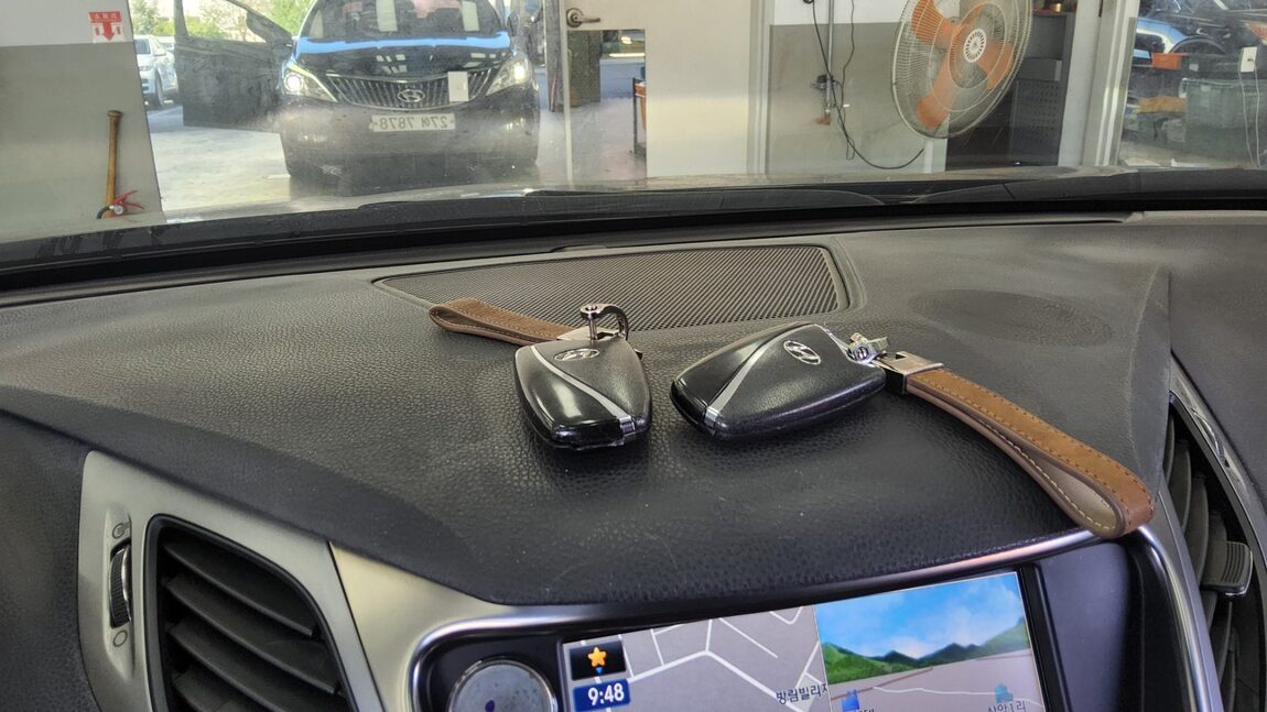 HYUNDAI GRANDEUR HG HG 300 NOBLE 2011 - zdjęcie 20