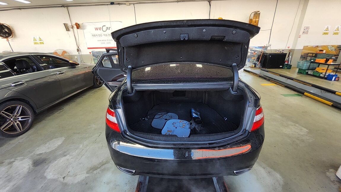 HYUNDAI GRANDEUR HG HG 300 NOBLE 2011 - zdjęcie 15