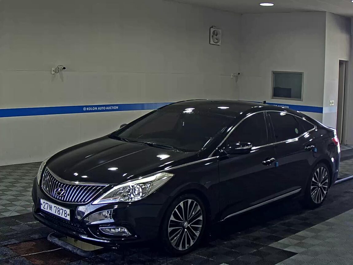 HYUNDAI GRANDEUR HG HG 300 NOBLE 2011 - zdjęcie 2