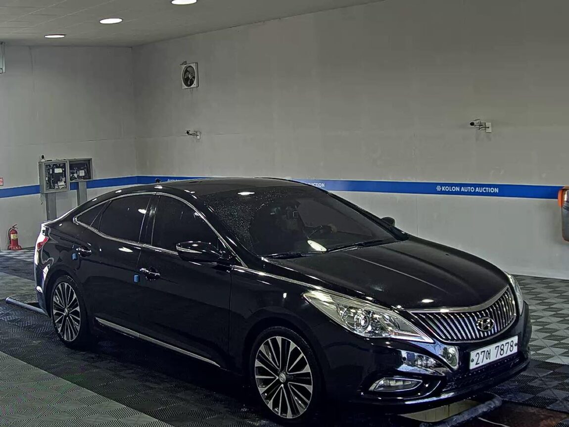 HYUNDAI GRANDEUR HG HG 300 NOBLE 2011 - zdjęcie 3