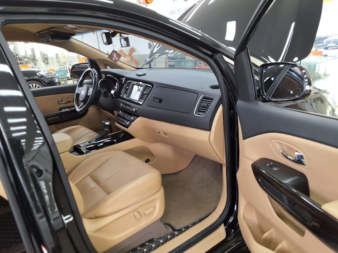 KIA THE NEW CARNIVAL 9-SEATER DIESEL NOBLESSE SPECIAL 2020 - zdjęcie 14