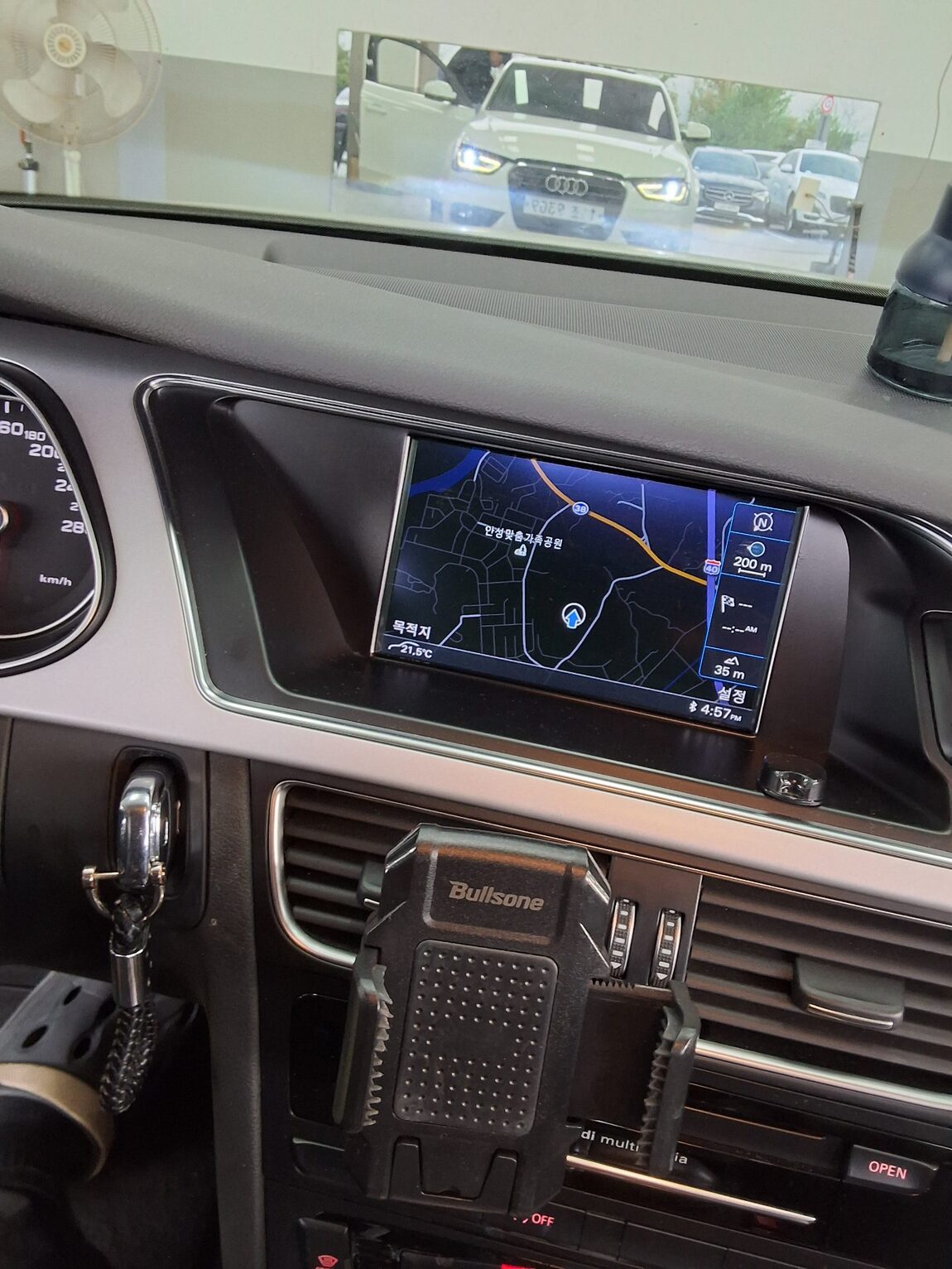 AUDI A4 (4TH GEN) 30 TDI 2015 - zdjęcie 17