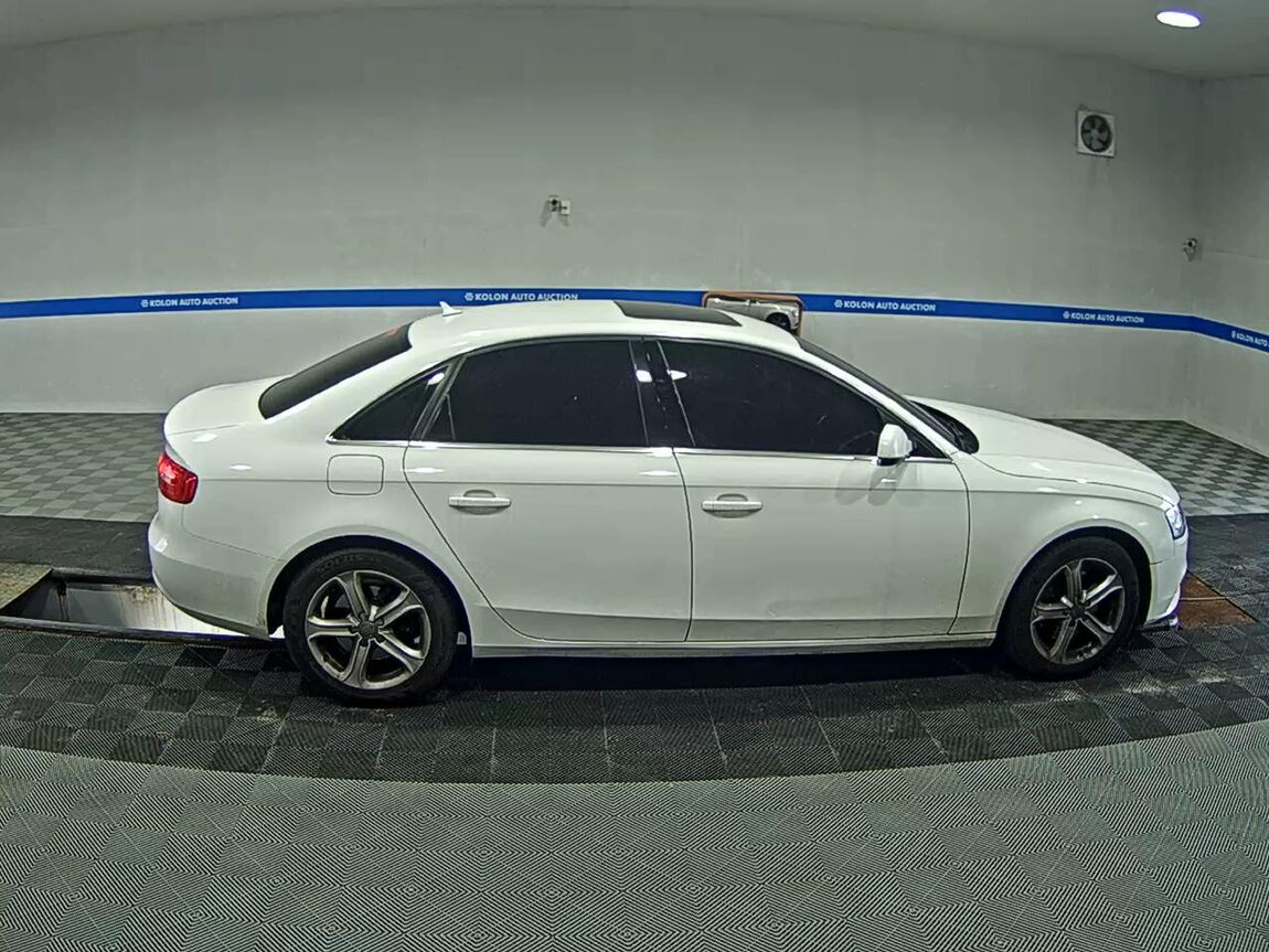 AUDI A4 (4TH GEN) 30 TDI 2015 - zdjęcie 4