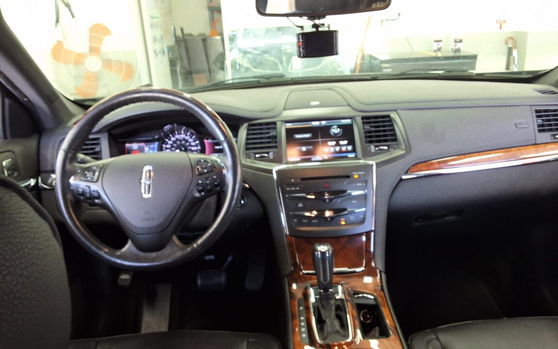 LINCOLN NEW MKS 3.7 FWD 2015 - zdjęcie 11