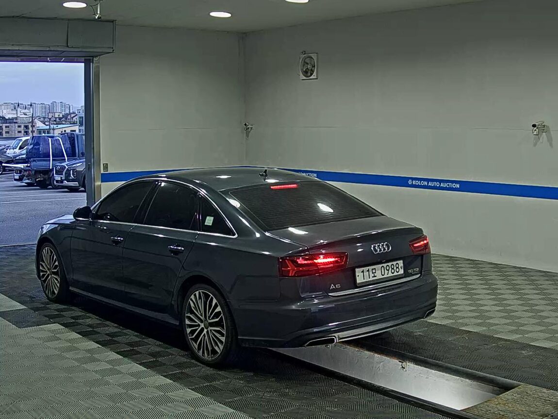 AUDI A6 (4TH GEN) 50 TDI QUATTRO PREMIUM 2016 - zdjęcie 6