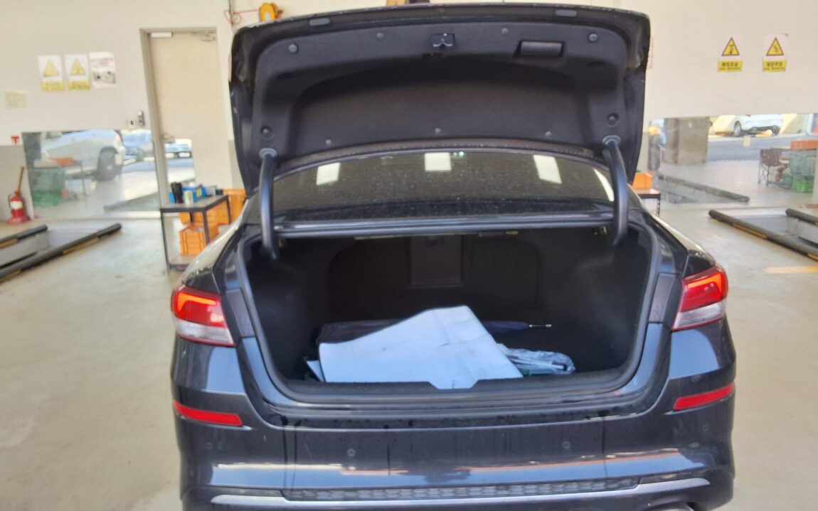KIA NEW NEW K5 2.0 GASOLINE NOBLESSE 2019 - zdjęcie 15