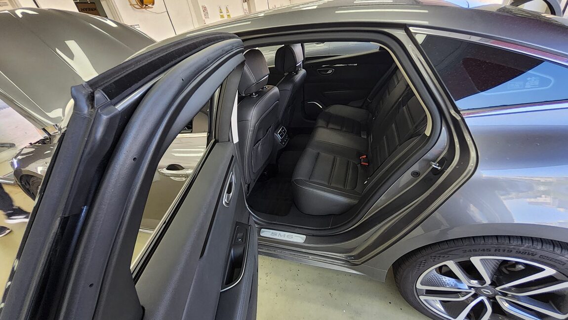 RENAULT (SAMSUNG) SM6 1.6 TCe RE 2019 - zdjęcie 12