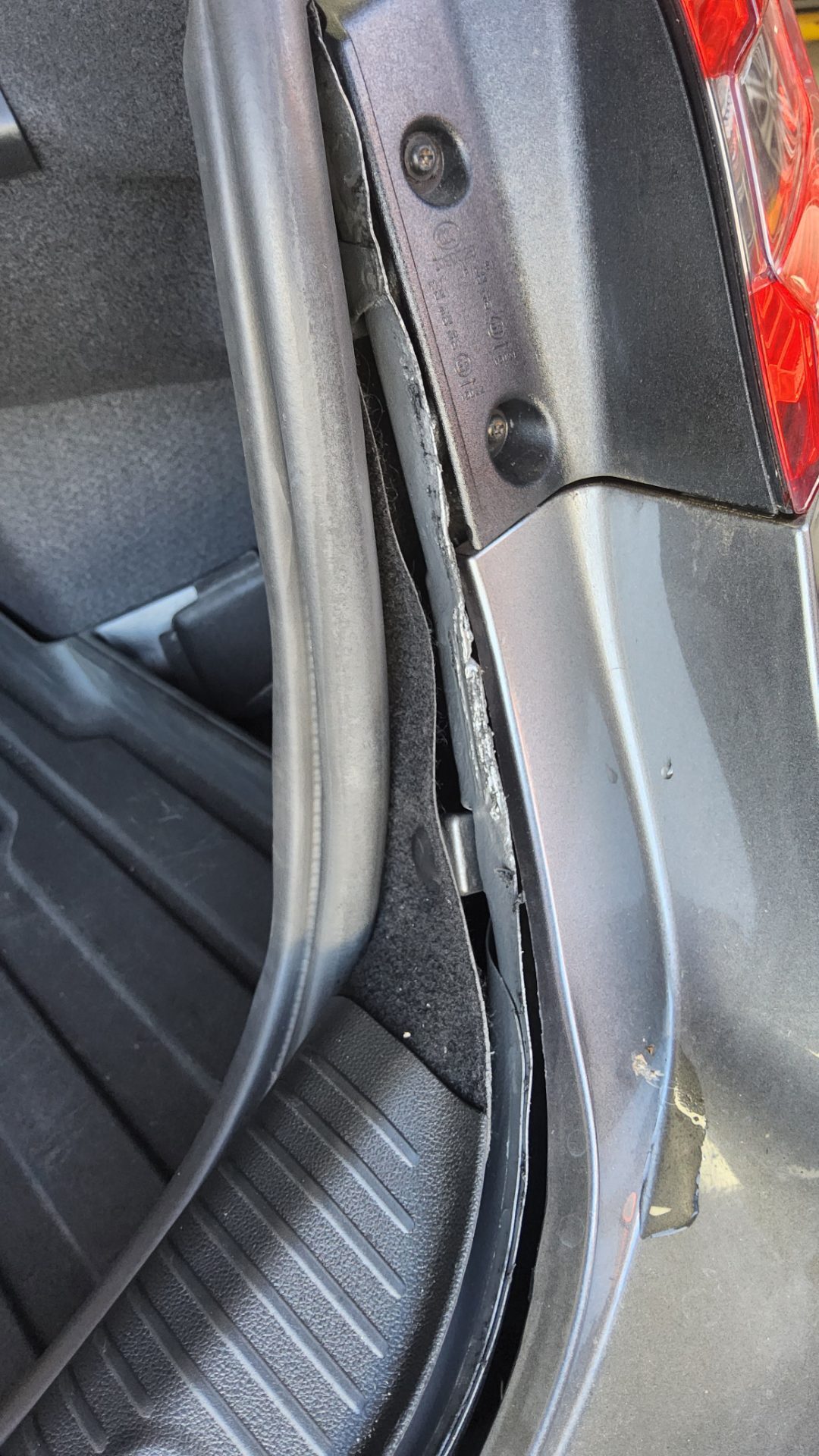RENAULT (SAMSUNG) SM6 1.6 TCe RE 2019 - zdjęcie 32