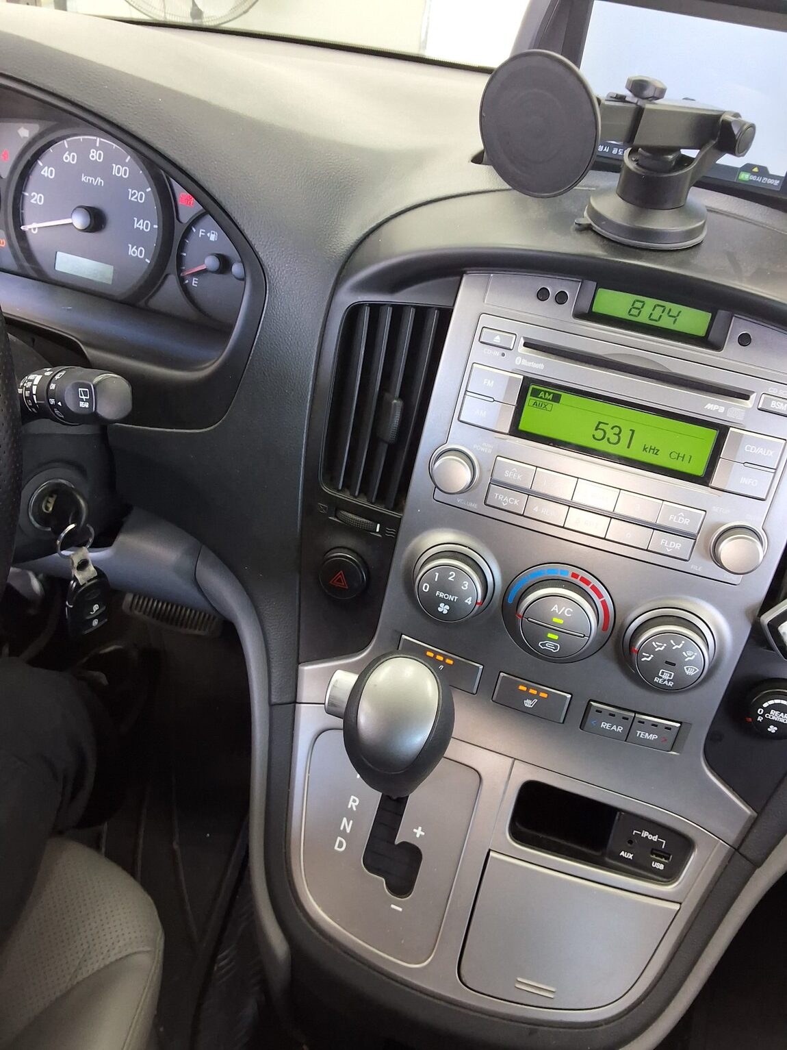 HYUNDAI GRAND STAREX 11-SEATER DIESEL CVX LUXURY 2016 - zdjęcie 17