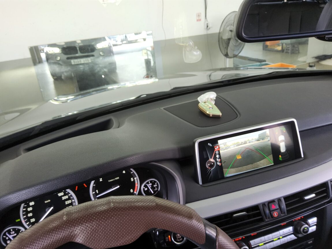 BMW X5 (3RD GEN) M50d xDRIVE LAUNCH PACK 2014 - zdjęcie 18
