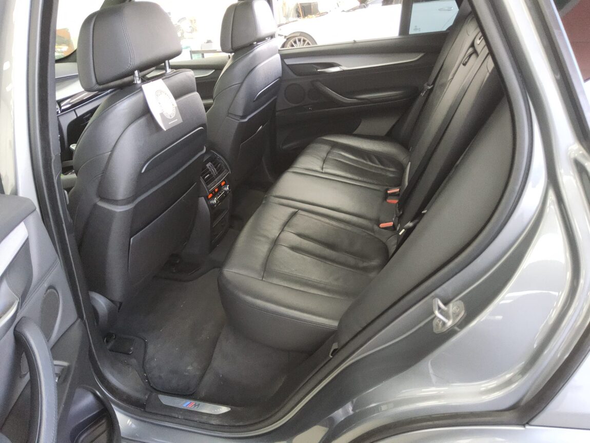 BMW X5 (3RD GEN) M50d xDRIVE LAUNCH PACK 2014 - zdjęcie 12