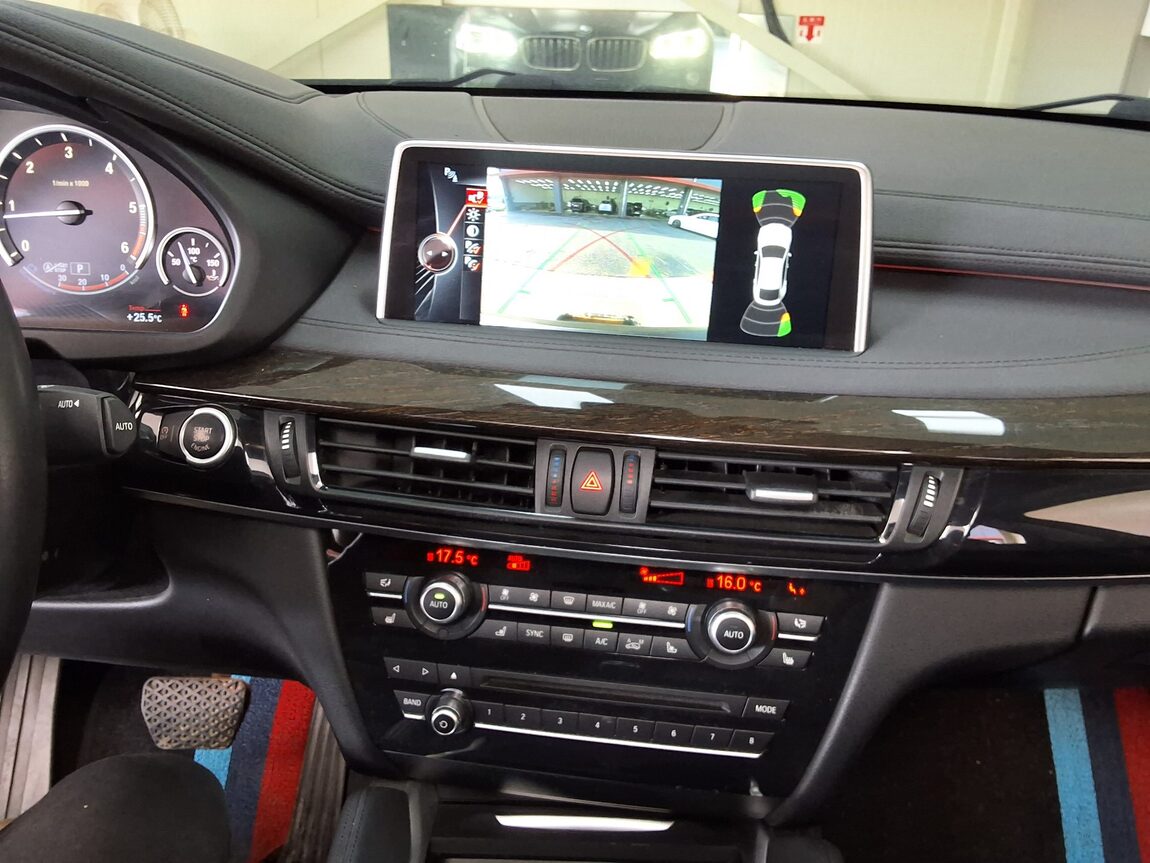 BMW X6 (2ND GEN) 40d xDRIVE 2015 - zdjęcie 24